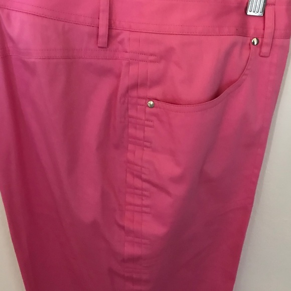 Jean - Picture 2 of 3